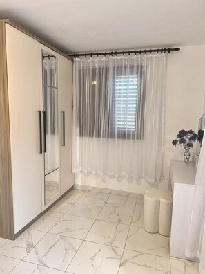 Apartment (A1) - Apartments and Room Villa Makaj (Jelsa)