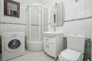 Apartment (A1) | Badezimmer