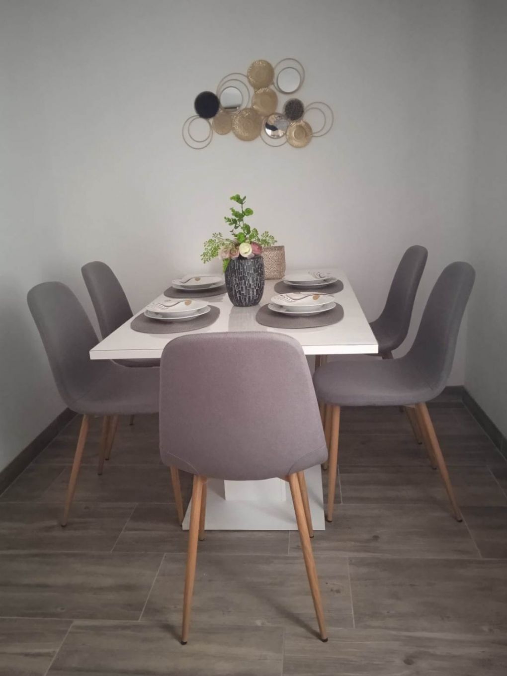 Apartment (A1) | Dining
