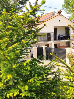 Building design - House Josip (Labin)