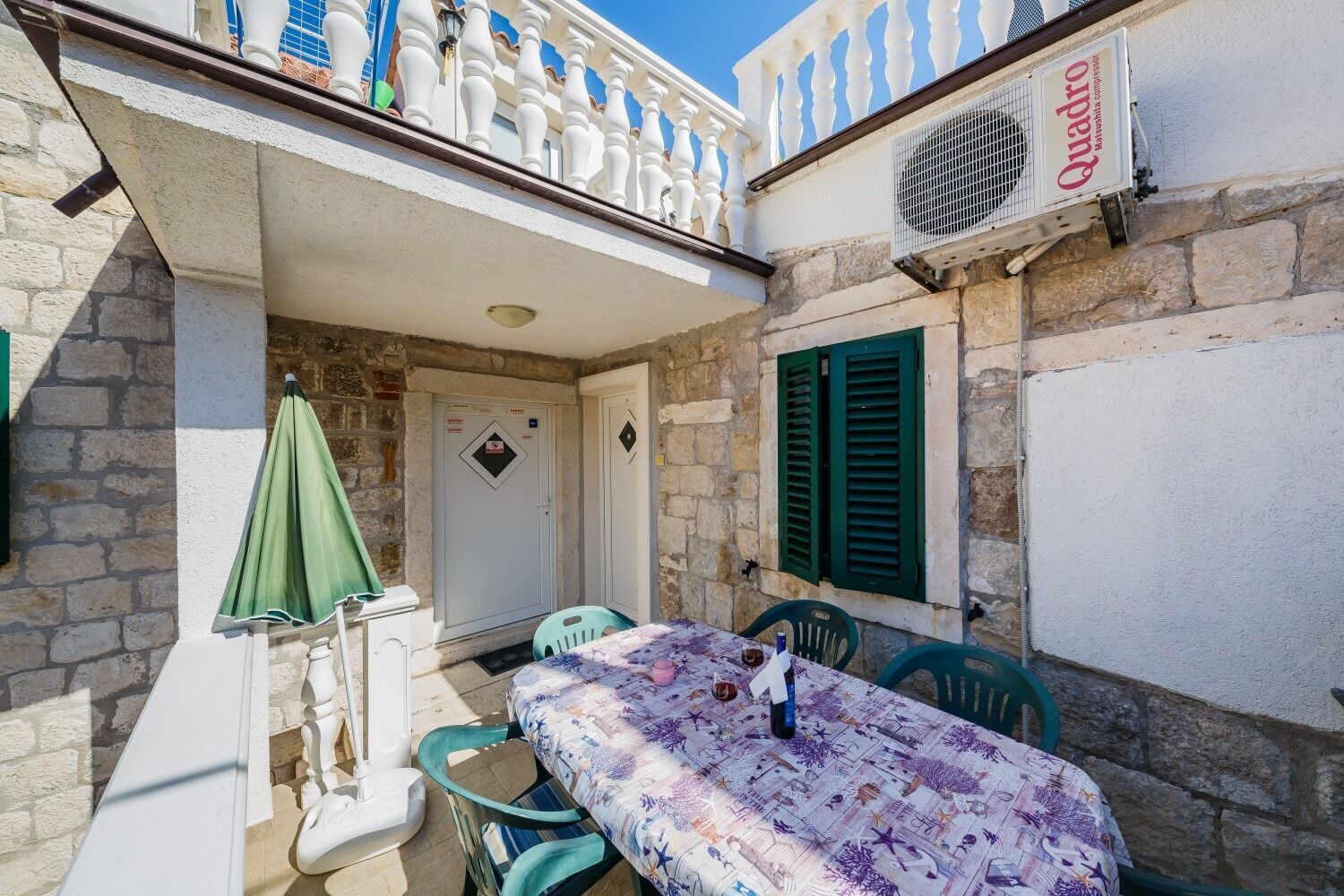 Apartment (A2) | Balcony