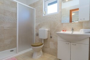 Apartment (A4) | Badezimmer | Dusche