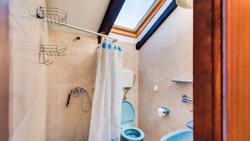 Apartment (A1) | Bathroom | Towels