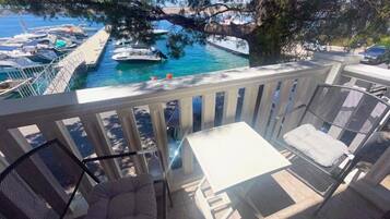 Studio (A1) | Terrace/patio