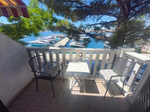 Studio (A1) | Terrace/patio
