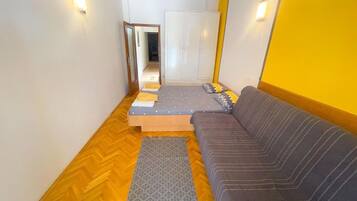 Studio (A2)