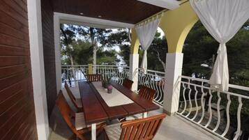 Apartment (A1) | Terrace/patio