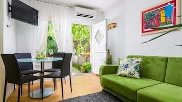 Apartment (A3) | Living room