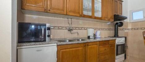 Apartment (A2) | Private kitchen