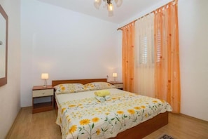 Apartment (A1)