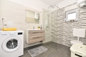 Apartment (A2) | Bathroom - Apartment Gordana Mar (Vrsi)