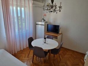 Apartment (A1) | Interior - Apartments Smilja (Supetar)