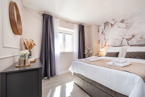 Free WiFi - House Luxury Villa With Pool (Nin)
