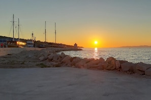 Beach - Apartment Pavlo (Postira)