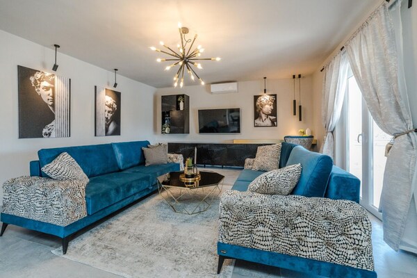 House Oasis Village Villa - Privlaka