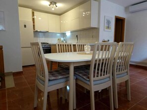 House | Private kitchen | Fridge, microwave, oven, stovetop - House Linda2 (Lumbarda)