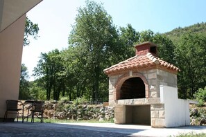 BBQ/picnic Area - Apartment Marin (Ston)