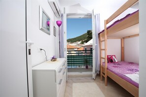 Iron/ironing board, free WiFi - Apartment Rilka (Baska Voda)