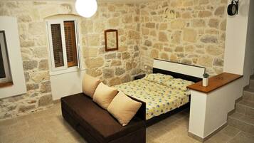 Studio (A1) | Living room