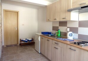 Studio (A1) | Private kitchen - Apartments Oasis (Sali)