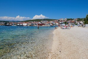Vlak bij het strand