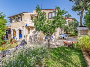 Garden - Apartments Katrina (Marcana)