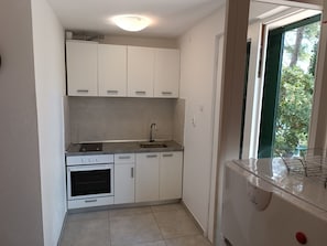 單棟房屋 | 私人廚房 | 雪櫃、微波爐、焗爐、爐具