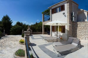 Building design - Apartments Ana (Solta)