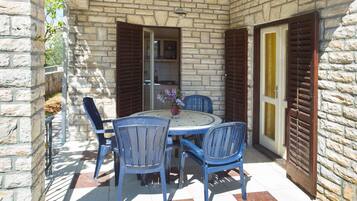 Apartment (A1) | Balcony