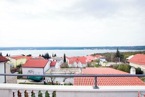 Apartemen (A1) | Pemandangan perairan