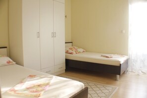 Apartment (A2)