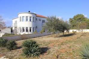 Building design - Apartments Marin (Biograd na Moru)