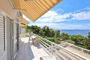 Apartamento (A1) | Vista para a água
