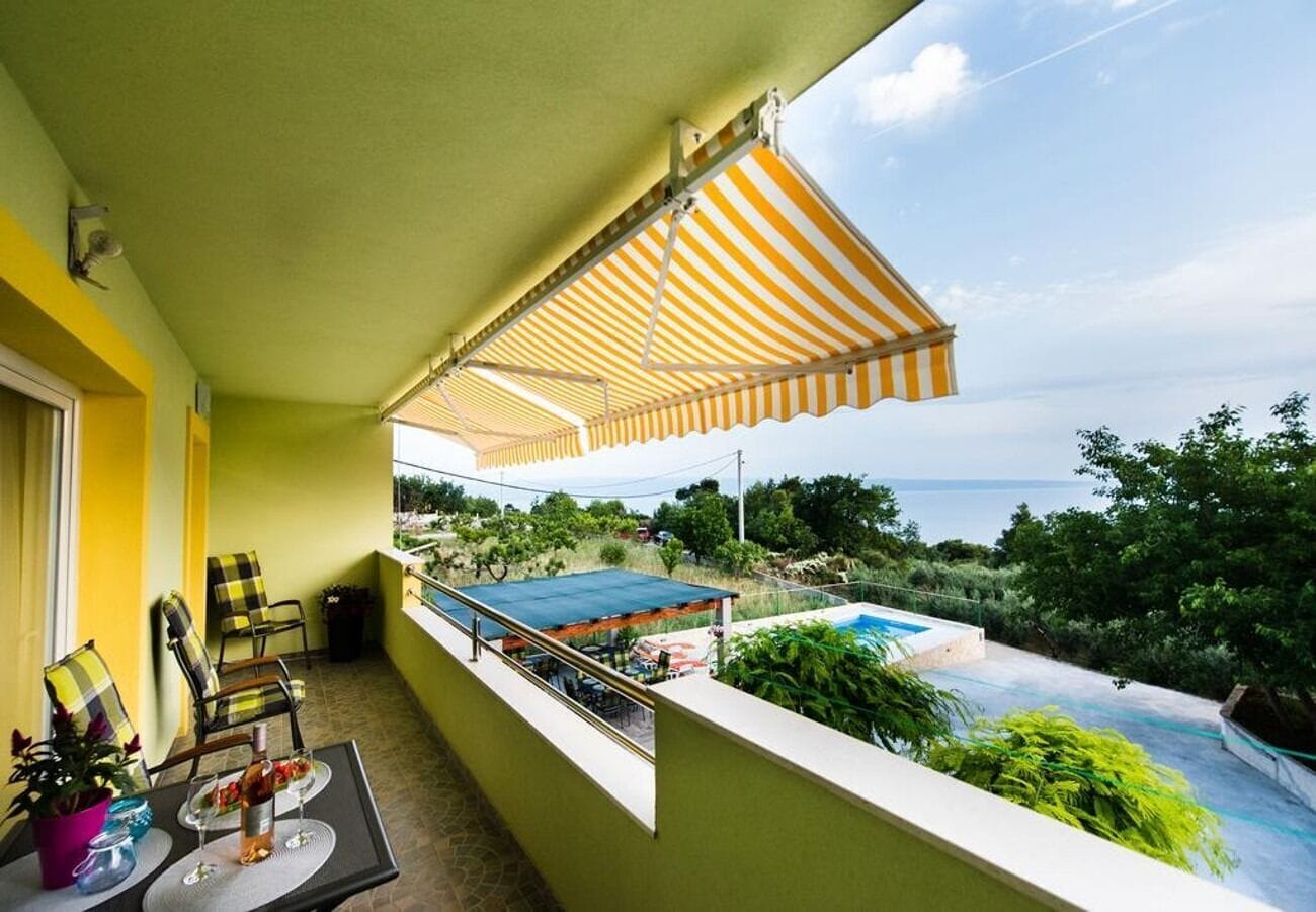 Apartemen (A2) | Teras/patio