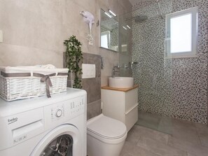 Apartment (A1) | Bathroom - Apartment Slavena (Okrug)