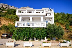 Building design - Apartment Via (Brela)