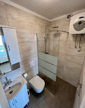 Studio (A4) | Bathroom - Apartment Via (Brela)