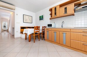 Apartment (A1) | Private kitchen - Apartments Marija (Rovinj)