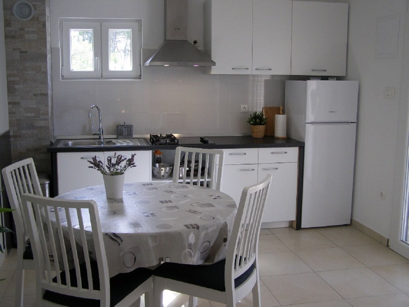 House | Private kitchen | Fridge, stovetop, cookware/dishes/utensils, freezer