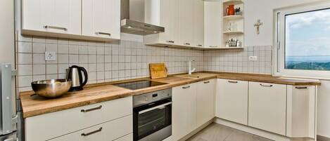 House | Private kitchen