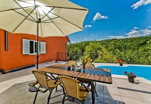 House | Courtyard - House Brapa (Hrvace)