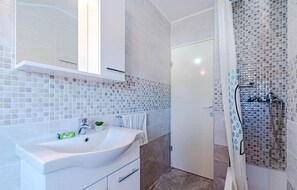 Apartment (A1) | Badezimmer | Dusche