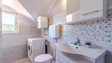 Apartment (A1) | Badezimmer | Dusche