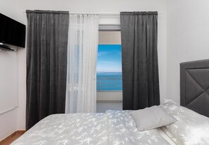 Iron/ironing board, free WiFi - Apartments Ivi (Podgora)