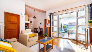 Apartment (A3) | Living room