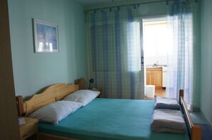 Apartment (A2) | Bügeleisen/Bügelbrett, kostenloses WLAN