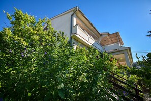 Building design - Apartments and Rooms Frane (Rab)