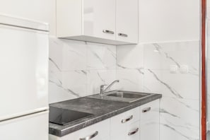 Apartment (A2) | Private kitchen | Fridge, stovetop, espresso maker, cookware/dishes/utensils