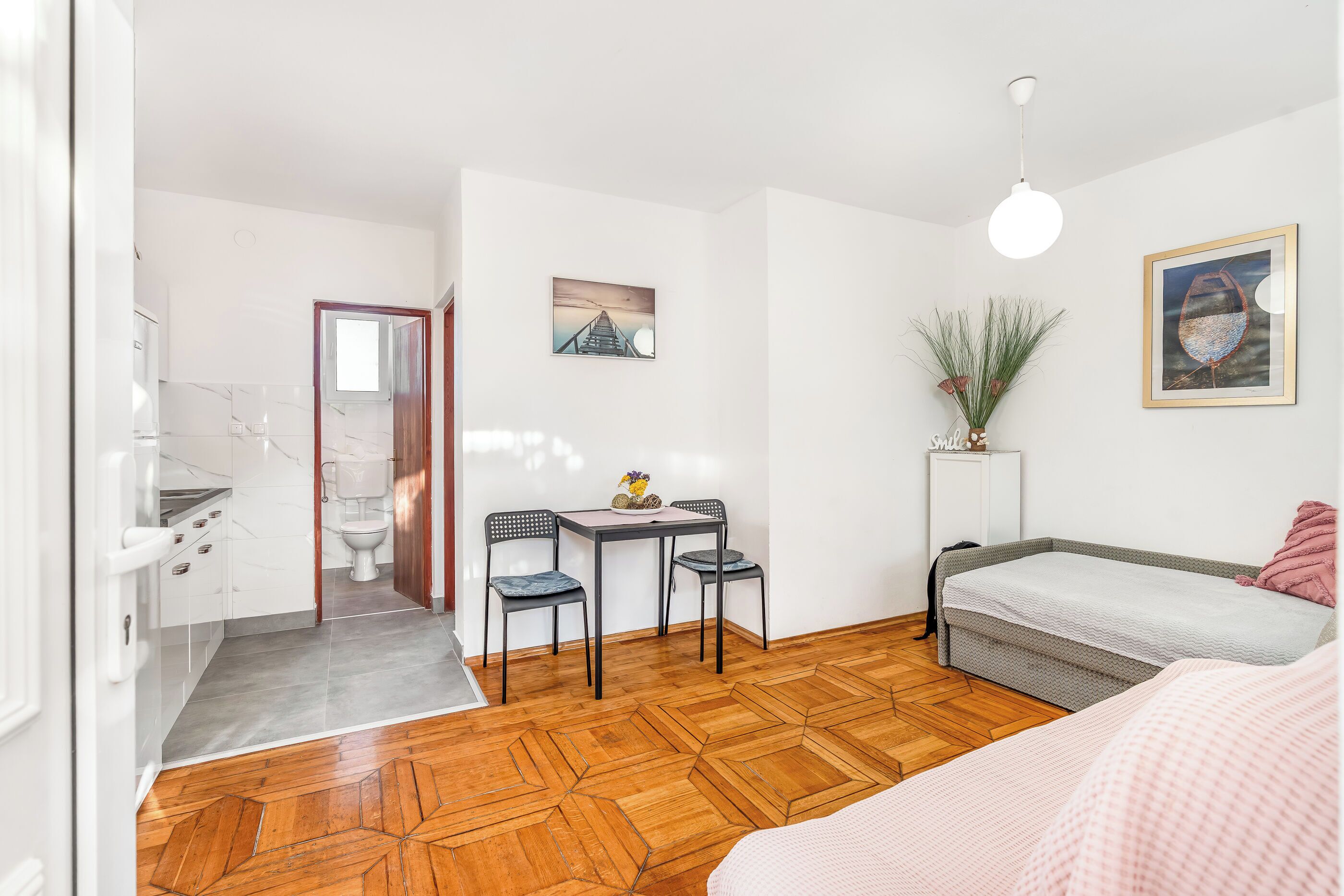 Apartment (A1) | Dining
