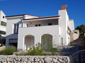 Exterior - Apartments Tih (Marina)